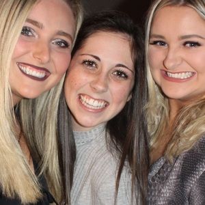 Meet your Posher, Jillian